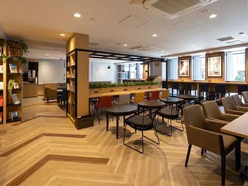 ***  Comfort Hotel Shin-Osaca Japão